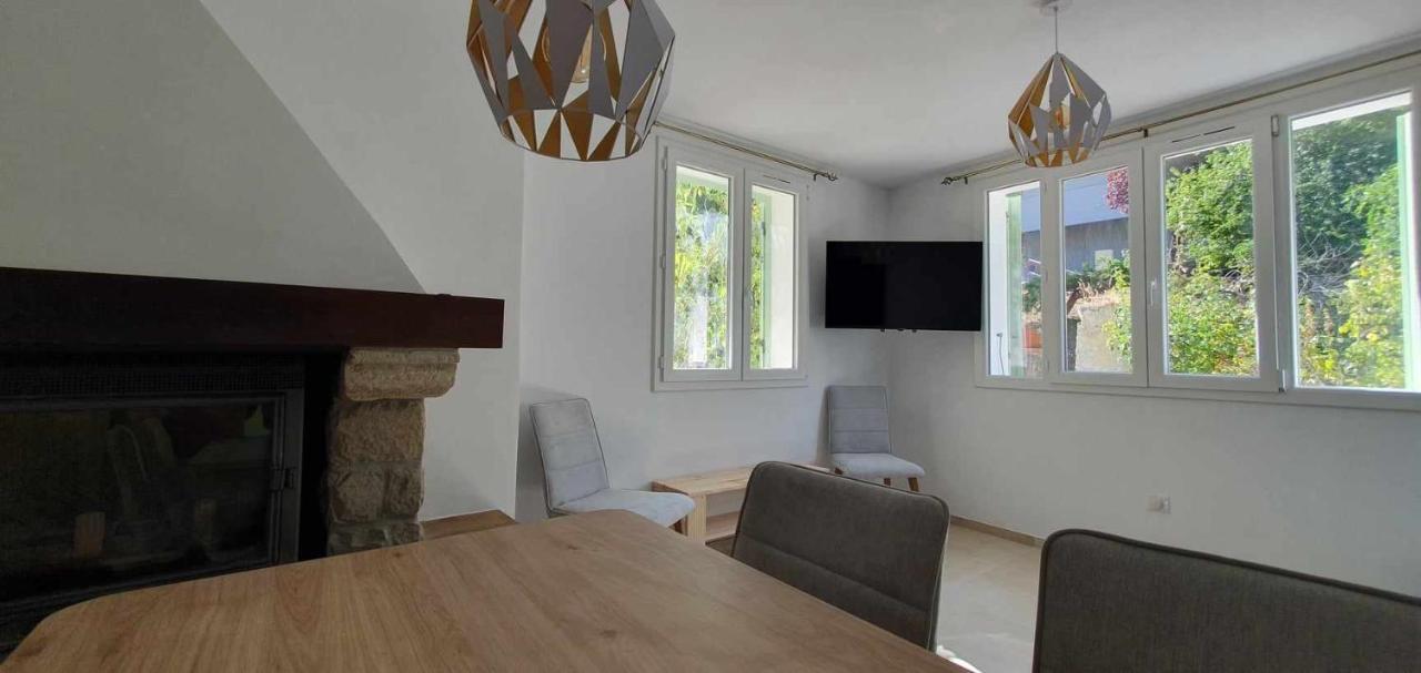 La Tiniera A - Maison Renovee 2023- Terrasse - Wifi - Village Des Creches